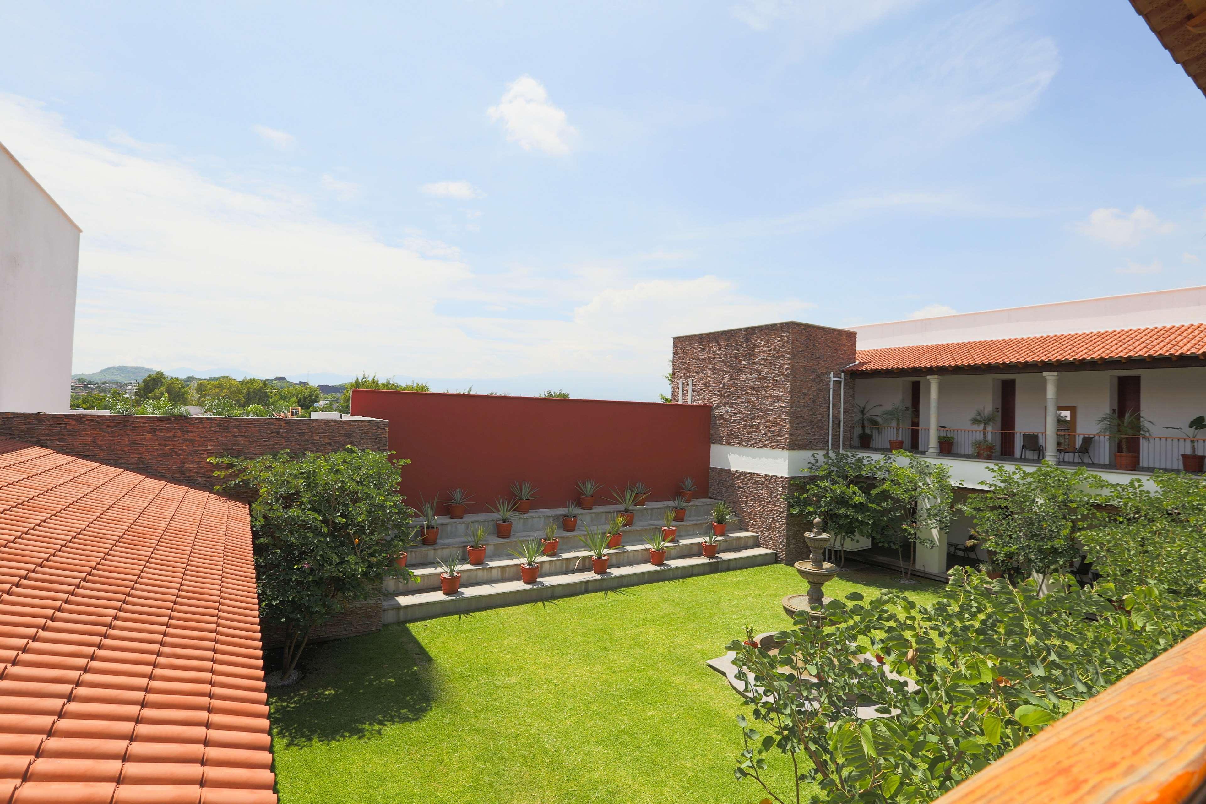 Radisson Hotel Cuernavaca Exterior photo