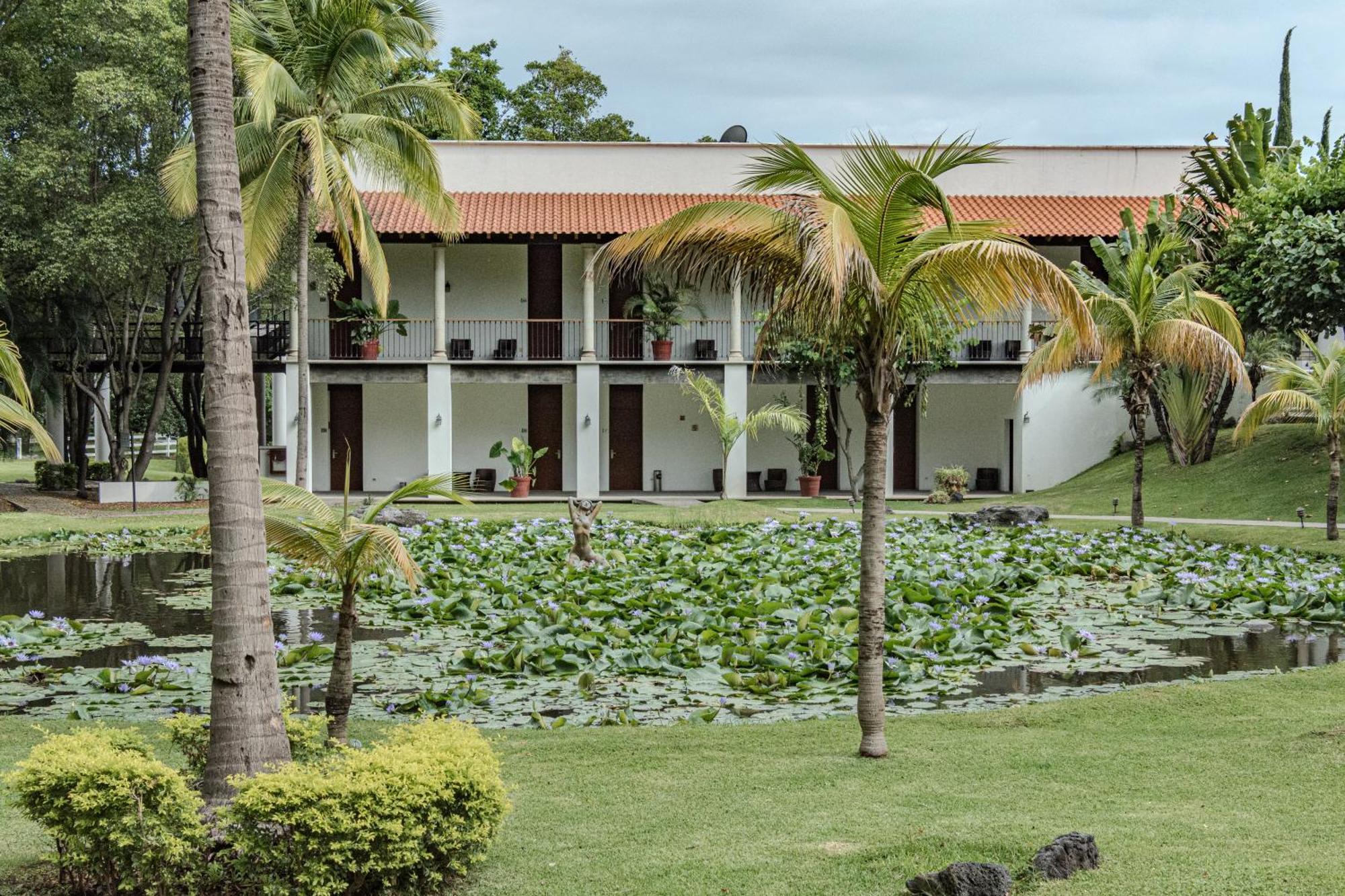 Radisson Hotel Cuernavaca Exterior photo